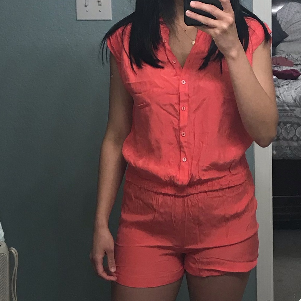 Cute romper - Picture 2 of 4